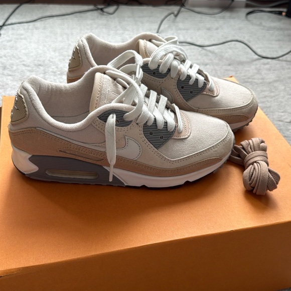 NIKE AIR MAX 90 PREMIUM HEMP-SUMMIT WHITE-SANDDRIFT men size :5.5 women size :7 - Picture 2 of 7